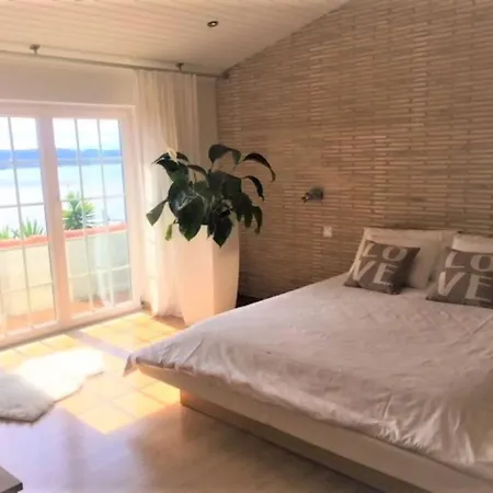 Óbidos Lagoon Refuge Villa