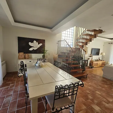 Obidos Lagoon Refuge *